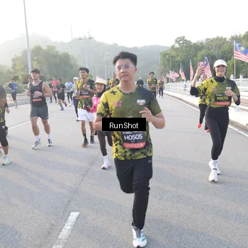 Runner Photo 6834487