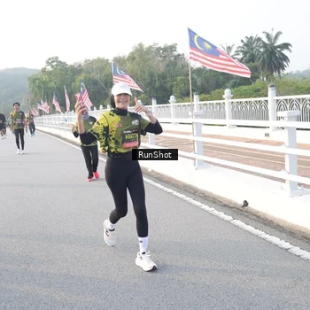 Runner Photo 6834491