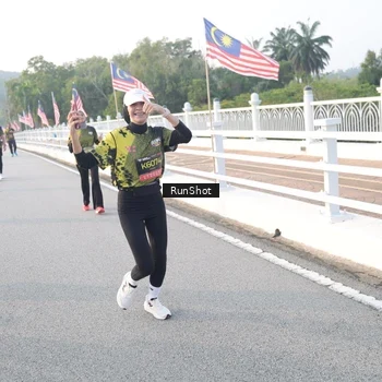 Runner Photo 6834494