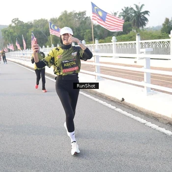 Runner Photo 6834498