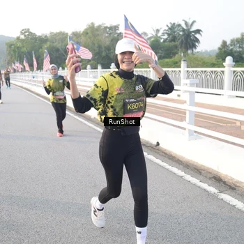 Runner Photo 6834505