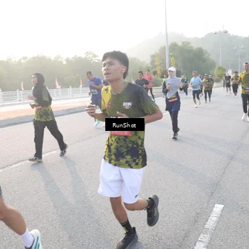 Runner Photo 6834514