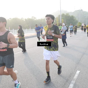 Runner Photo 6834515
