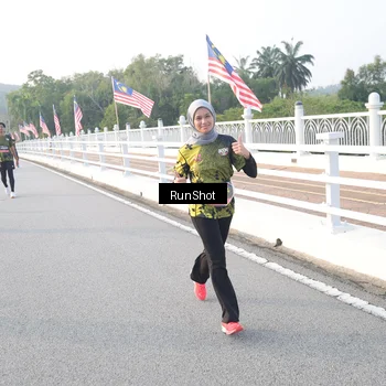 Runner Photo 6834518