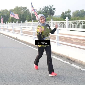 Runner Photo 6834524