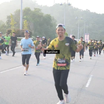 Runner Photo 6834534