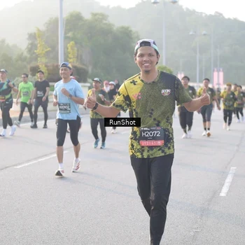 Runner Photo 6834541