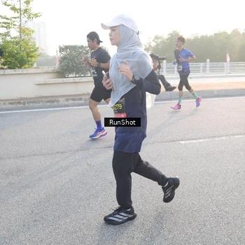 Runner Photo 6834550