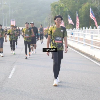Runner Photo 6834556