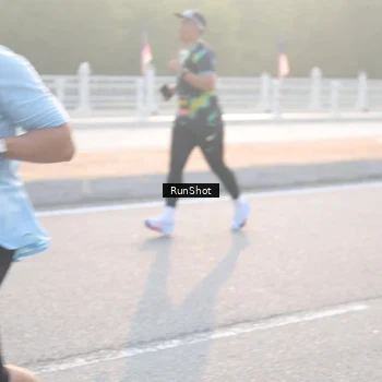 Runner Photo 6834567