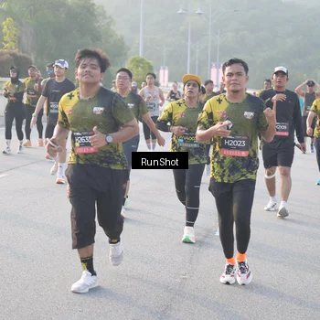 Runner Photo 6834583