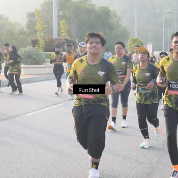 Runner Photo 6834590