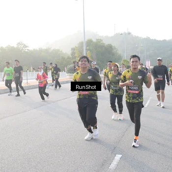 Runner Photo 6834593