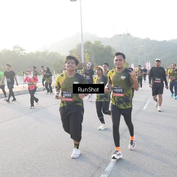 Runner Photo 6834596