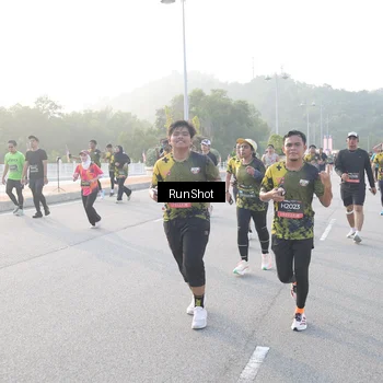 Runner Photo 6834598