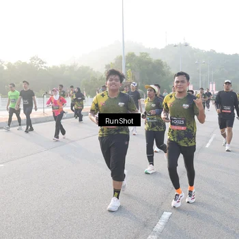 Runner Photo 6834600