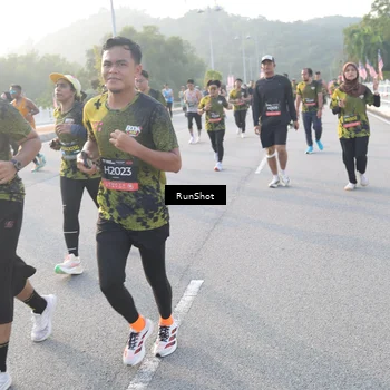 Runner Photo 6834607