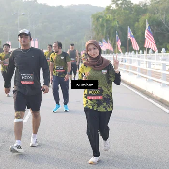 Runner Photo 6834609