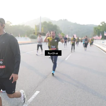 Runner Photo 6834626