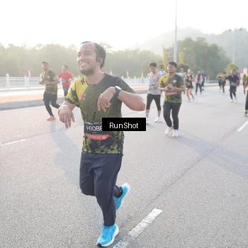 Runner Photo 6834638