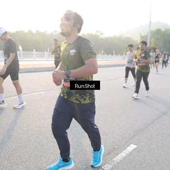 Runner Photo 6834641
