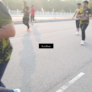Runner Photo 6834644