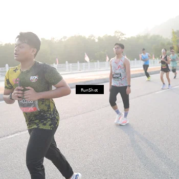 Runner Photo 6834660