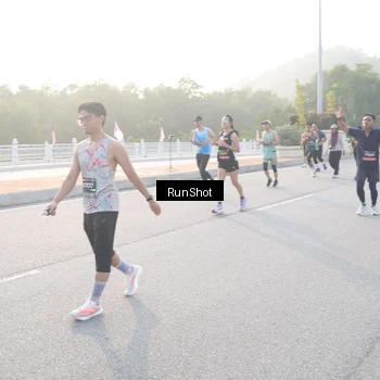 Runner Photo 6834661