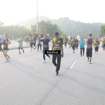 Runner Photo 6834666