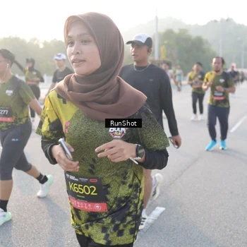Runner Photo 6834667