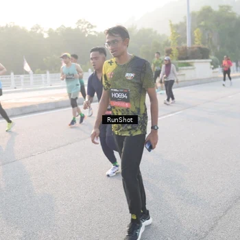 Runner Photo 6834677