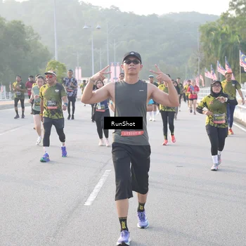 Runner Photo 6834686