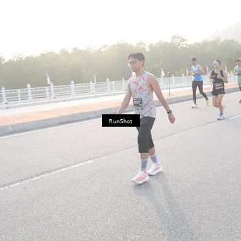 Runner Photo 6834687