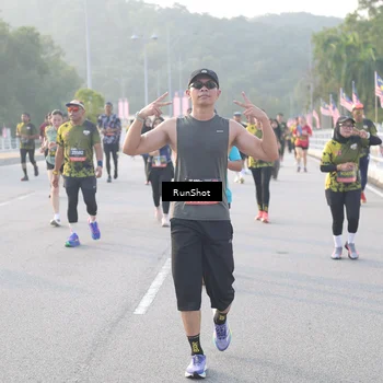 Runner Photo 6834689