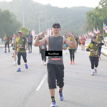 Runner Photo 6834690