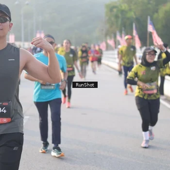 Runner Photo 6834702