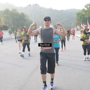 Runner Photo 6834704
