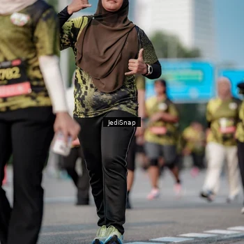 Runner Photo 6834759