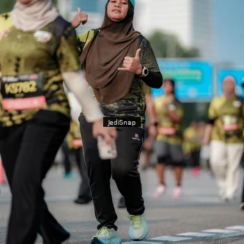 Runner Photo 6834761