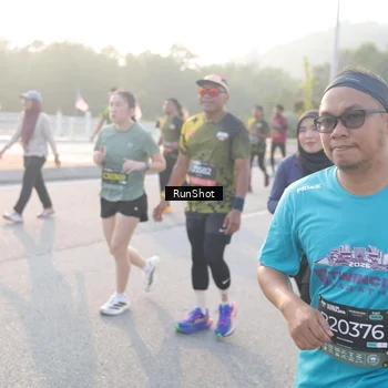 Runner Photo 6834762