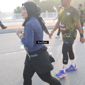 Runner Photo 6834763