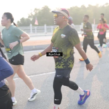 Runner Photo 6834765