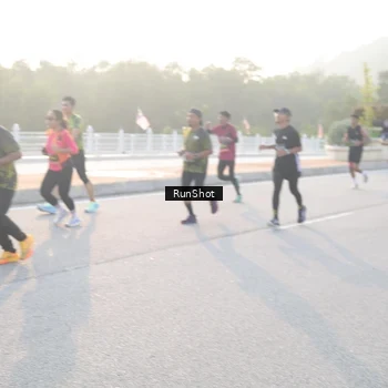 Runner Photo 6834769