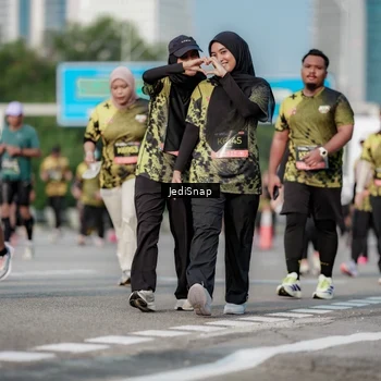 Runner Photo 6834773