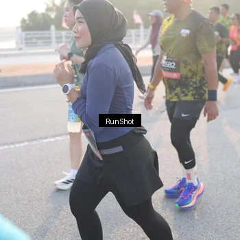 Runner Photo 6834776