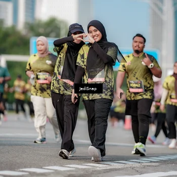Runner Photo 6834786