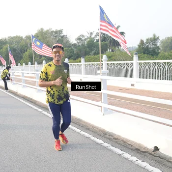 Runner Photo 6834813