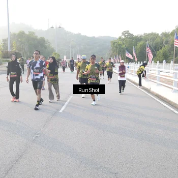 Runner Photo 6834818