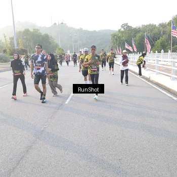 Runner Photo 6834824