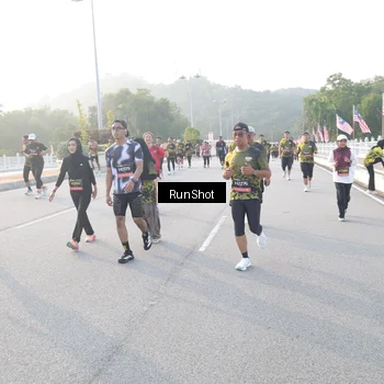 Runner Photo 6834826